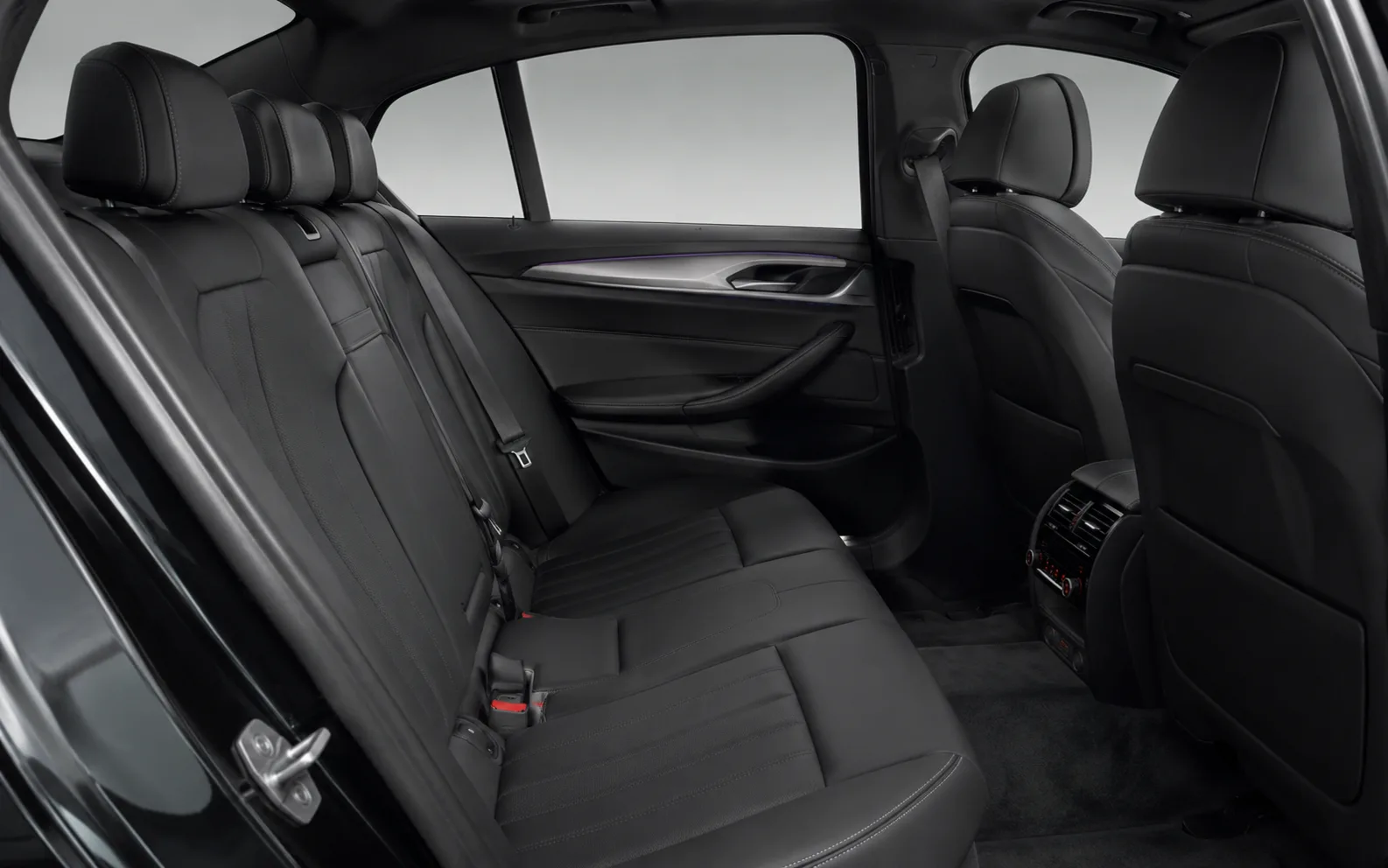 BMW 5 Series Rear Cabin