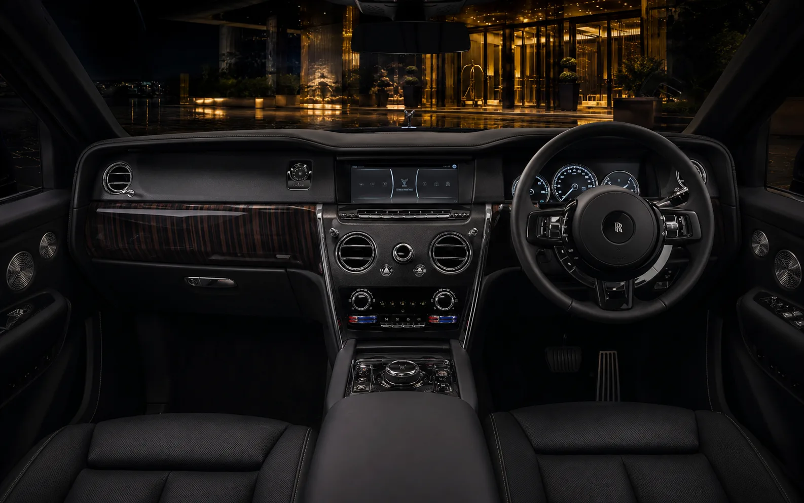 Rolls-Royce Cullinan Cabin