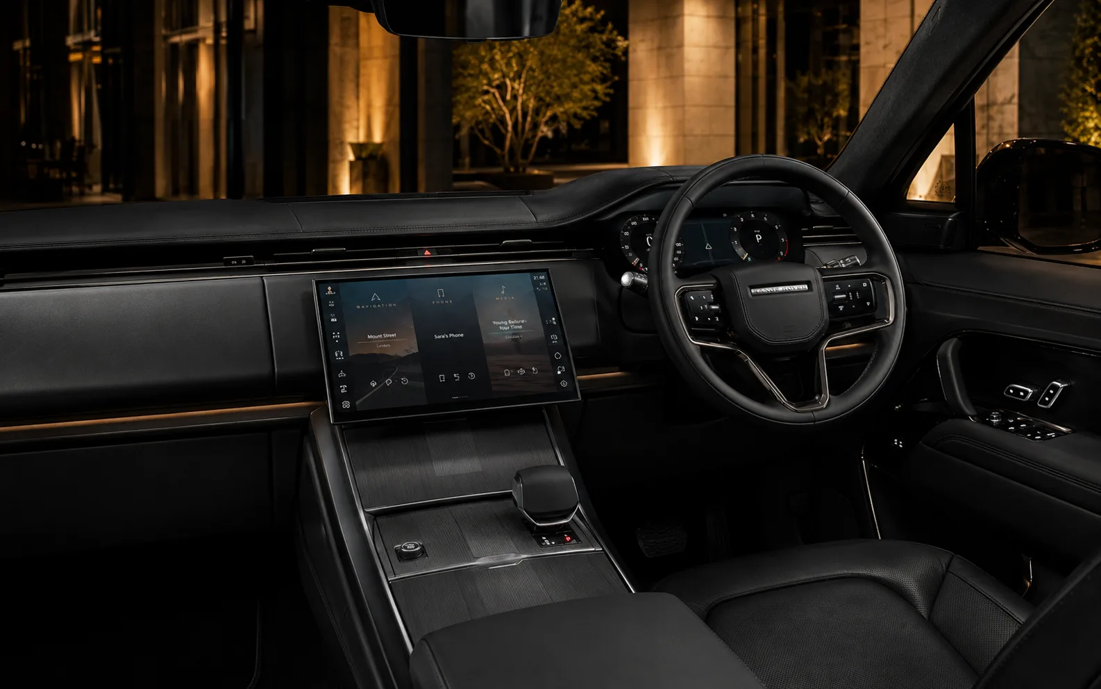 Range Rover Cabin